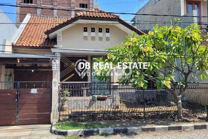 Rumah Modern 4 Kamar LT 203m2 di Mulyosari Rumah Modern 4 Kamar LT 203m2 di Mulyosari