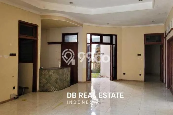 Rumah Modern 4 Kamar LT 203m2 di Mulyosari Rumah Modern 4 Kamar LT 203m2 di Mulyosari
