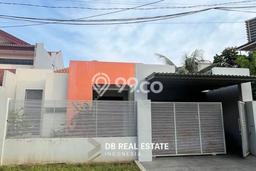 Rumah Minimalis di , Surabaya, LT 414m2m² LB 305m2m² Rumah Minimalis di , Surabaya, LT 414m2m² LB 305m2m²