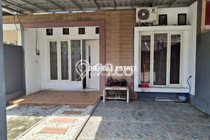 Dijual Rumah 2 Kamar Lokasi Ideal Nyaman dan Strategis di Sidoarjo Dijual Rumah 2 Kamar Lokasi Ideal Nyaman dan Strategis di Sidoarjo