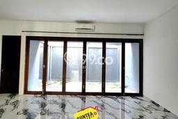 For Sale! Luxury House LT 105m2 Desain Modern di Sektor 9-Bintaro For Sale! Luxury House LT 105m2 Desain Modern di Sektor 9-Bintaro
