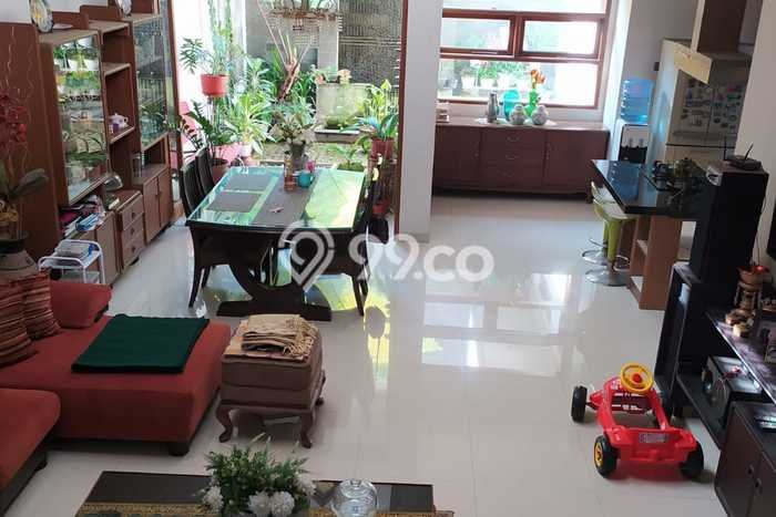 Hunian Impian Modern! Rumah 2 Lantai area Antapani, Bandung, Luas 217m2m² LB 260m2m² Hunian Impian Modern! Rumah 2 Lantai area Antapani, Bandung, Luas 217m2m² LB 260m2m²