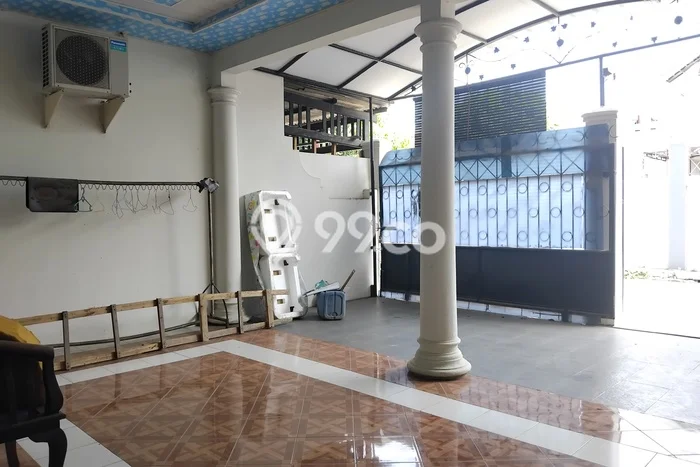 Disewakan! Rumah 4 Kamar Tidur &
2 Kamar Mandi di Cirebon Kota, Cirebon Disewakan! Rumah 4 Kamar Tidur &
2 Kamar Mandi di Cirebon Kota, Cirebon