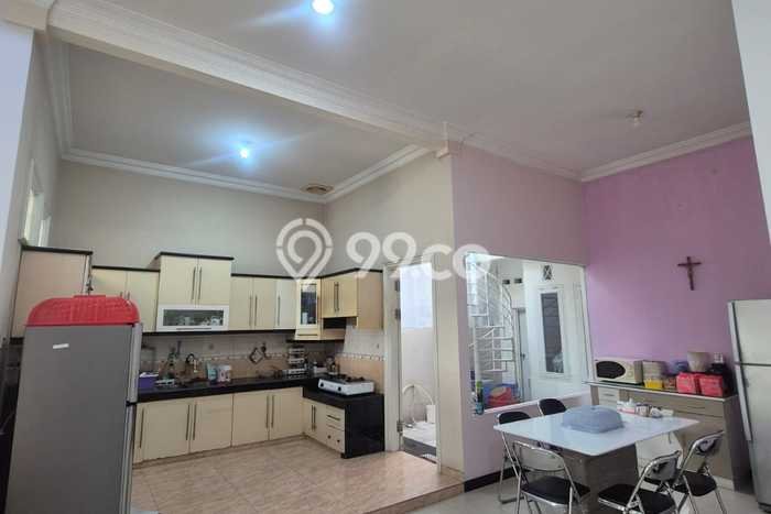 Rumah Terawat 4 KT 3 KM di Lokasi Strategis , Cirebon Rumah Terawat 4 KT 3 KM di Lokasi Strategis , Cirebon