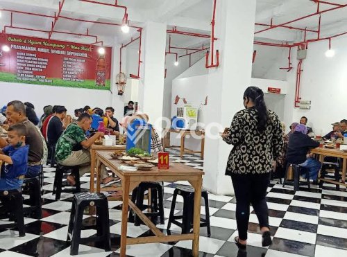 Ruko Disewakan Lokasi Semarang Barat Semarang Harga Spesial! Ruko Disewakan Lokasi Semarang Barat Semarang Harga Spesial!