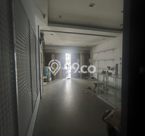 Ruko Disewakan Lokasi Semarang Utara Semarang Harga Spesial! Ruko Disewakan Lokasi Semarang Utara Semarang Harga Spesial!