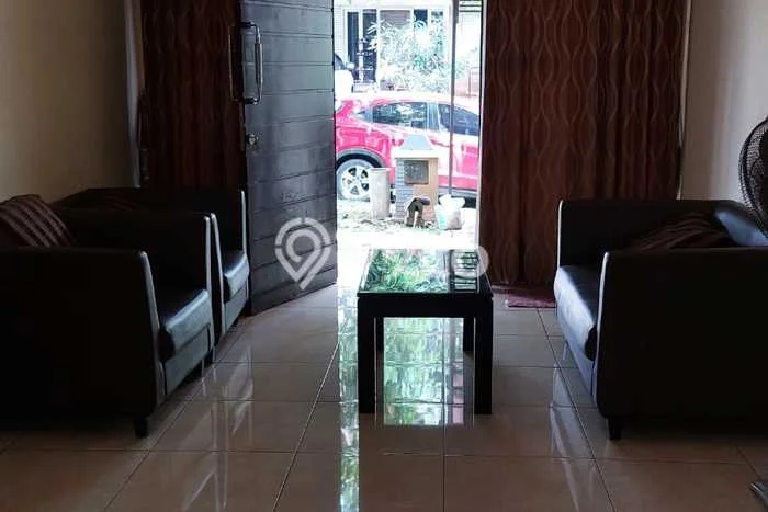 Jual Rumah Strategis Bagus Punya 3 KT di Serpong Tangerang Selatan SHM Jual Rumah Strategis Bagus Punya 3 KT di Serpong Tangerang Selatan SHM