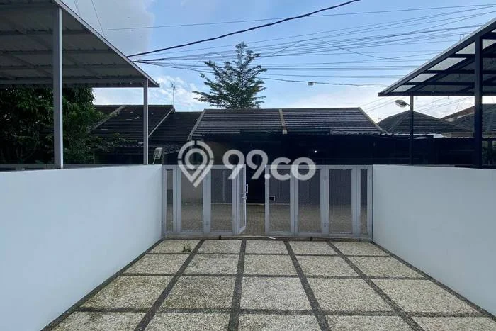 Jual Rumah Strategis Bagus Punya 4 KT di Antapani Bandung SHM Jual Rumah Strategis Bagus Punya 4 KT di Antapani Bandung SHM