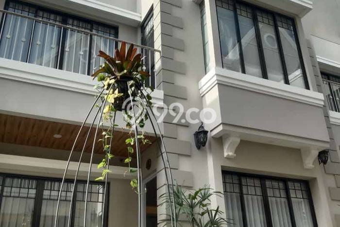 Rumah Luxury Modern Tanpa Renovasi di Setra Duta Bandung Rumah Luxury Modern Tanpa Renovasi di Setra Duta Bandung
