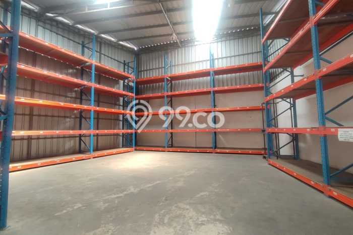 Disewakan Gudang di Kawasan Ramai Taman Kopo Indah Luas 4480m2 Disewakan Gudang di Kawasan Ramai Taman Kopo Indah Luas 4480m2