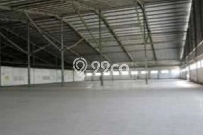 LOKASI STRATEGIS! Gudang di Bandung Timur, Luas 1050m², Area Ramai, Siap Operasional LOKASI STRATEGIS! Gudang di Bandung Timur, Luas 1050m², Area Ramai, Siap Operasional