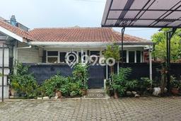 Rumah kawasan Antapani, Dekat Mall, 4 KT Rumah kawasan Antapani, Dekat Mall, 4 KT