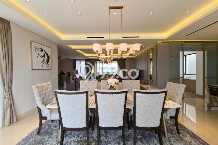 Ready to Use! Premium House LT 300m2 Desain Elegan di BSD Ready to Use! Premium House LT 300m2 Desain Elegan di BSD