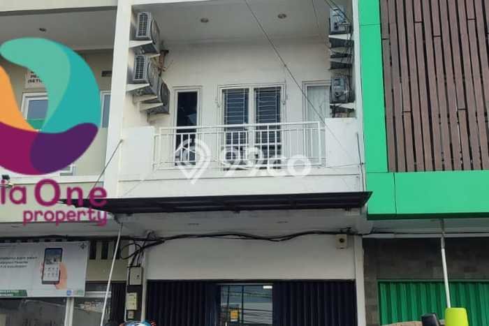Unit Ruko Disewa Lokasi Cipondoh, Tangerang Spesifikasi Luas Bangunan 180m2 Unit Ruko Disewa Lokasi Cipondoh, Tangerang Spesifikasi Luas Bangunan 180m2