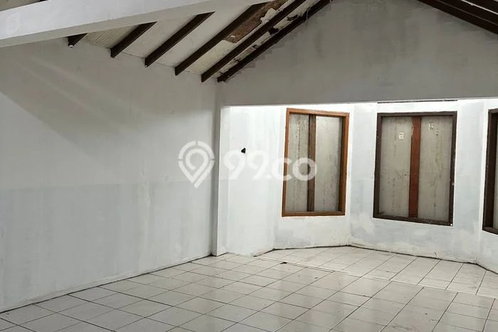 Disewakan Ruko komersial di Pondok Aren luas bangunan 96m2 Disewakan Ruko komersial di Pondok Aren luas bangunan 96m2