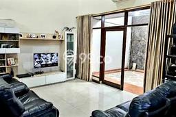 Rumah Modern 3 Kamar LT 189m2 di Taman Holis Indah Rumah Modern 3 Kamar LT 189m2 di Taman Holis Indah