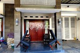 Dijual Murah Rumah dengan 4 Kamar Tidur dan 3 Kamar Mandi di Area Arcamanik, Bandung Dijual Murah Rumah dengan 4 Kamar Tidur dan 3 Kamar Mandi di Area Arcamanik, Bandung