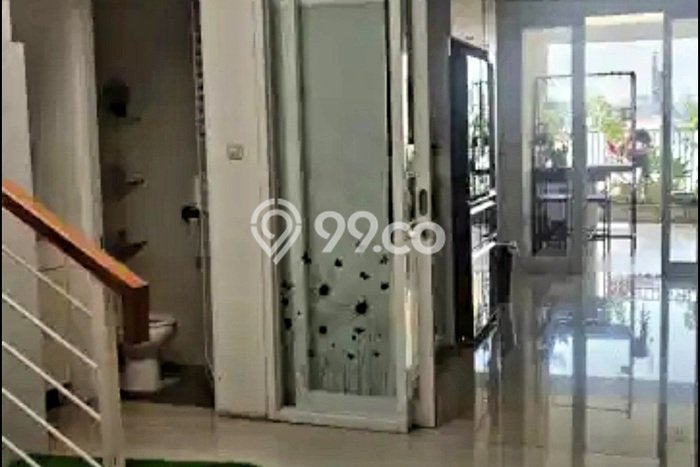 Disewakan Rumah Harga Terjangkau di Geger Kalong Bandung Punya 4 Kamar Tidur Disewakan Rumah Harga Terjangkau di Geger Kalong Bandung Punya 4 Kamar Tidur