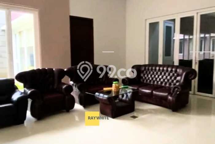 Rumah Bagus Siap Huni Di Tanjung Karang Pusat Luas 400m2 Lokasi Strategis Rumah Bagus Siap Huni Di Tanjung Karang Pusat Luas 400m2 Lokasi Strategis