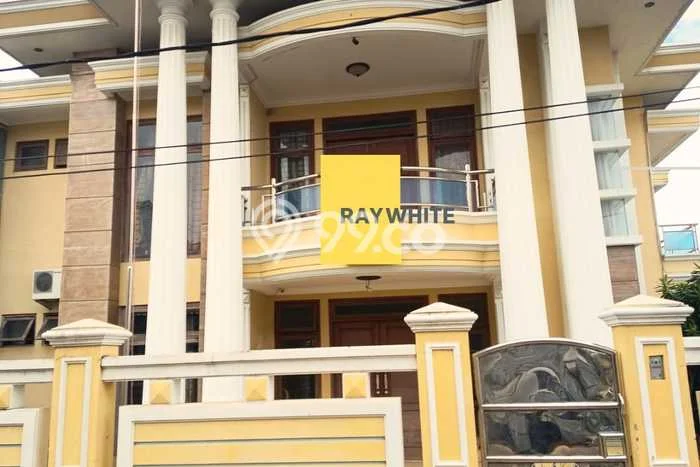Rumah area Way Halim, 5 KM, Dekat Rumah Sakit, Luas 400m2m² Bangunan 550m2m² Rumah area Way Halim, 5 KM, Dekat Rumah Sakit, Luas 400m2m² Bangunan 550m2m²