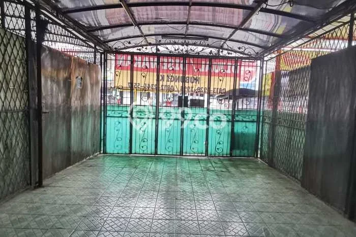 Disewakan Ruko di Kawasan Ramai Buaran Luas 175m2 Disewakan Ruko di Kawasan Ramai Buaran Luas 175m2
