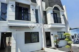 Dijual Cepat Rumah Bagus Siap Huni LB 80m2 di Tapos, Depok Dijual Cepat Rumah Bagus Siap Huni LB 80m2 di Tapos, Depok