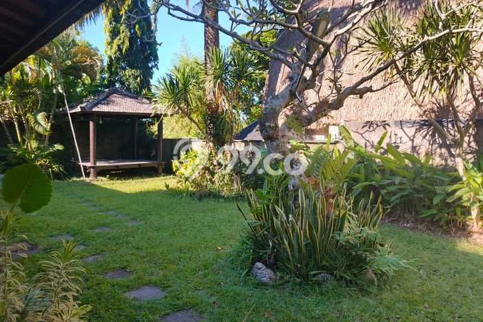 Vila di , Area 750m2m², Lingkungan Asri Vila di , Area 750m2m², Lingkungan Asri