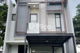 For Sale Hunian Rumah Terawat 3 KT di BSD City, Tangerang For Sale Hunian Rumah Terawat 3 KT di BSD City, Tangerang
