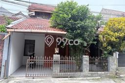 Lokasi terbaik! Rumah siap pakai dikontrakkan di Antapani LB 110m2 Lokasi terbaik! Rumah siap pakai dikontrakkan di Antapani LB 110m2