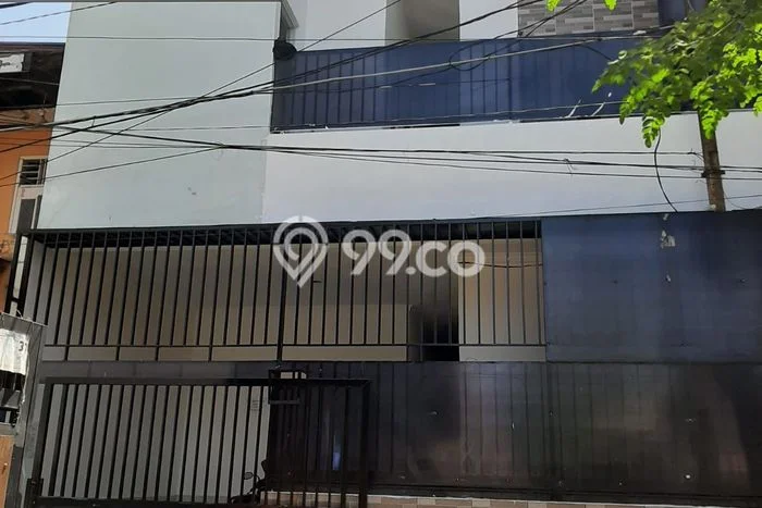 Dijual Rumah Kost di Tanjung Duren Selatan, Jakarta Barat, 11 KT, 4 KM, Bangunan 157m2 Dijual Rumah Kost di Tanjung Duren Selatan, Jakarta Barat, 11 KT, 4 KM, Bangunan 157m2