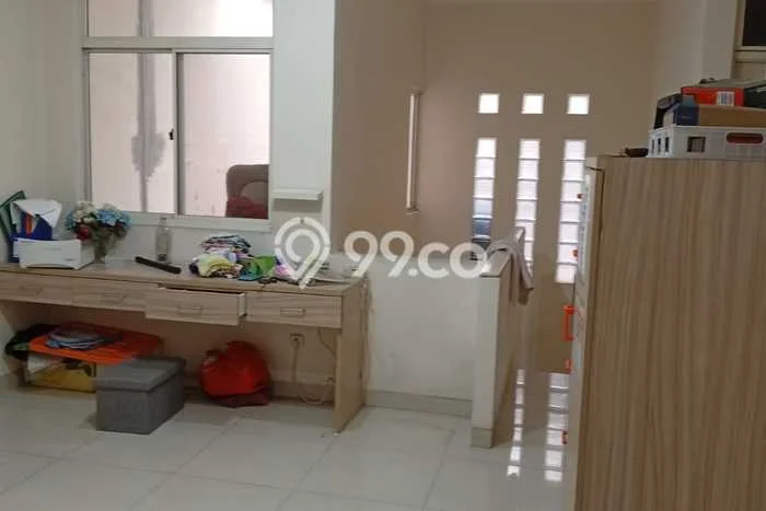 Rumah Luas Asri 3 KT Siap Pakai di Semanan Jakarta Barat Rumah Luas Asri 3 KT Siap Pakai di Semanan Jakarta Barat