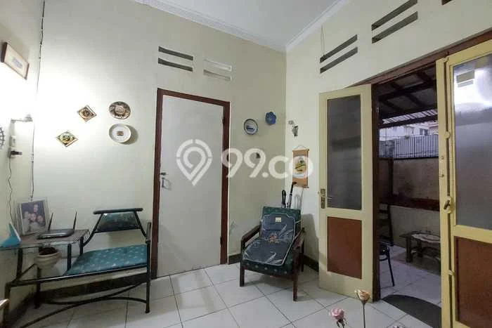 Kos-kosan Dijual di Gambir, Jakarta Pusat dengan 10 Kamar Tidur, 0 Kamar Mandi Kos-kosan Dijual di Gambir, Jakarta Pusat dengan 10 Kamar Tidur, 0 Kamar Mandi