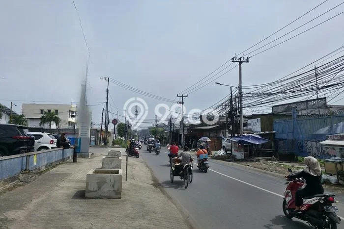 Unit Komersial Dijual di Bekasi LT 560m2 & LB 560m2 Unit Komersial Dijual di Bekasi LT 560m2 & LB 560m2