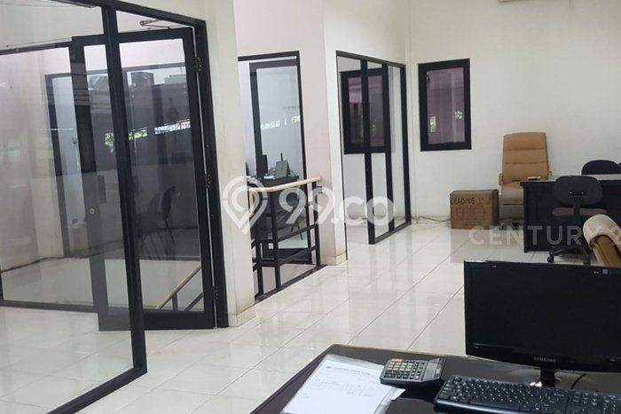 Gudang Dijual di Jakarta Barat LT 1635m2 & LB 1176m2 Lokasi Terbaik! Gudang Dijual di Jakarta Barat LT 1635m2 & LB 1176m2 Lokasi Terbaik!