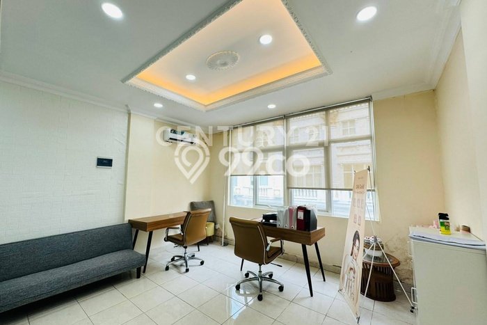 Ruko Dijual di Tebet Jakarta Selatan dengan LB 238m2 Ruko Dijual di Tebet Jakarta Selatan dengan LB 238m2