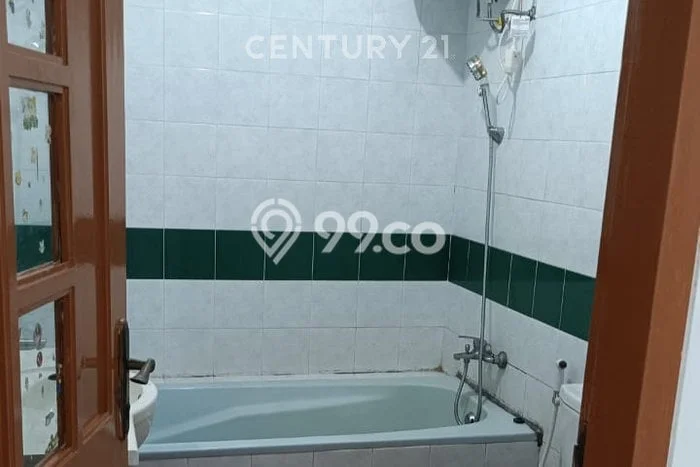 Rumah Disewakan Jakarta Barat LT 90m2 LB 120m2 Kawasan Taman Palem Rumah Disewakan Jakarta Barat LT 90m2 LB 120m2 Kawasan Taman Palem