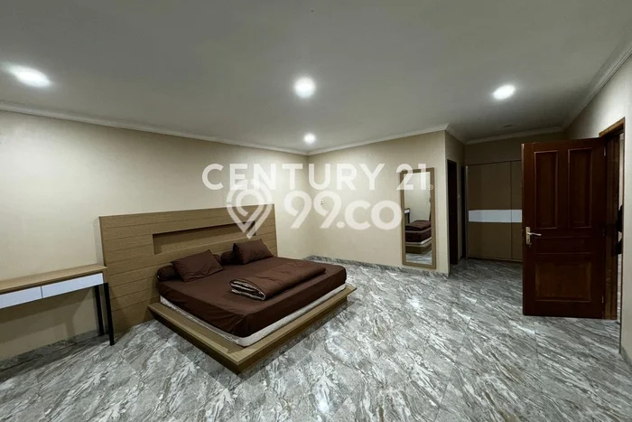 Siap Huni Rumah Mewah 5 Kamar di Cipanas Dekat ke Mana Pun Siap Huni Rumah Mewah 5 Kamar di Cipanas Dekat ke Mana Pun