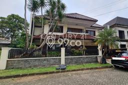 Dijual Rumah Premium dengan Fasilitas Sekitar Lengkap di Kebayoran Lama, Jakarta Selatan Dijual Rumah Premium dengan Fasilitas Sekitar Lengkap di Kebayoran Lama, Jakarta Selatan