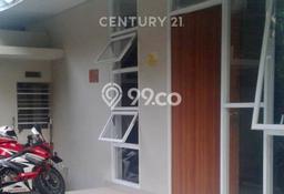 For Sale! Premium House LT 160m2 Desain Elegan di Kemanggisan For Sale! Premium House LT 160m2 Desain Elegan di Kemanggisan