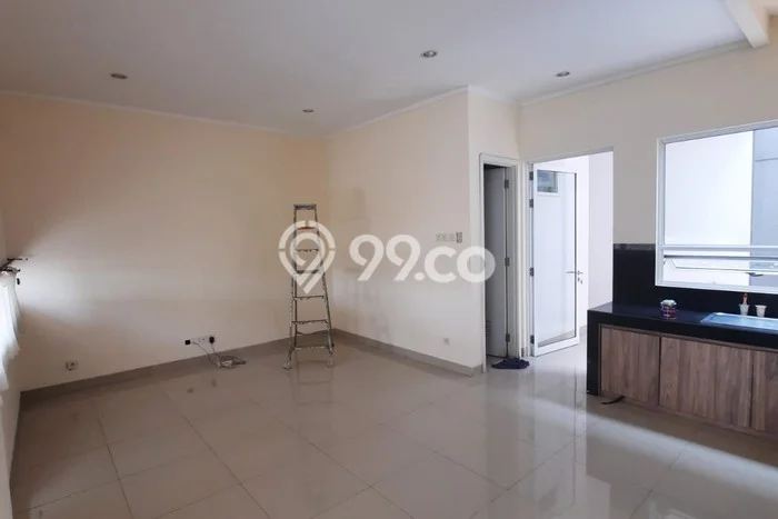 Hunian Elit LB 117m2 Siap Pakai Desain Elegan di Bintaro, Tangerang Selatan Hunian Elit LB 117m2 Siap Pakai Desain Elegan di Bintaro, Tangerang Selatan