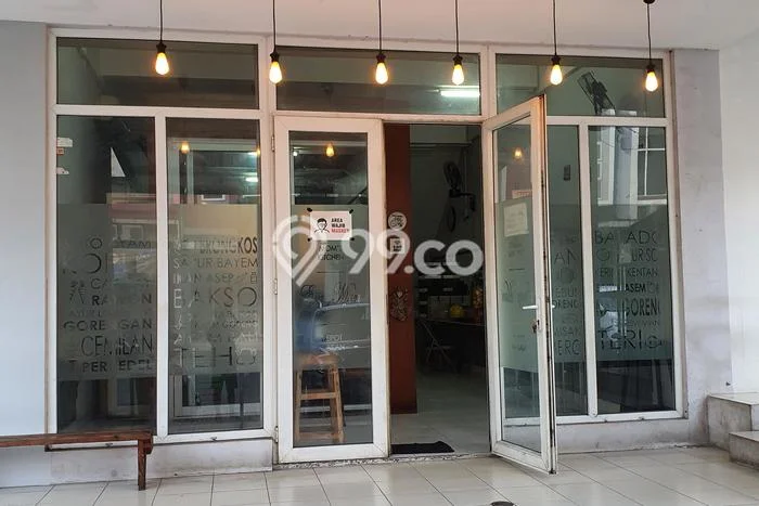 Jual Ruko Strategis di Cibubur, Luas 150m², Jalan Utama, Area Bisnis Jual Ruko Strategis di Cibubur, Luas 150m², Jalan Utama, Area Bisnis