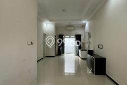 Jual Rumah Luas Elegan Dengan View Cantik di Manyar, Surabaya Jual Rumah Luas Elegan Dengan View Cantik di Manyar, Surabaya