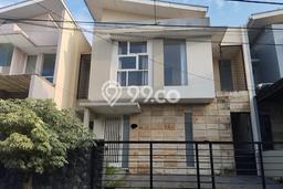 Rumah Asri area Pakuwon City, 3 KT, Lingkungan Strategis, Luas 153m² Bangunan 153m² Rumah Asri area Pakuwon City, 3 KT, Lingkungan Strategis, Luas 153m² Bangunan 153m²