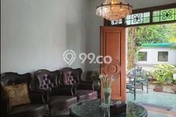 Rumah Elit Modern Tanpa Renovasi di Manyar Surabaya Rumah Elit Modern Tanpa Renovasi di Manyar Surabaya