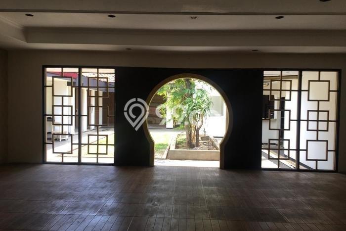 Lokasi Strategis! Dijual Komersial Bisnis di Cicendo, Bandung Kondisi Bagus Lokasi Strategis! Dijual Komersial Bisnis di Cicendo, Bandung Kondisi Bagus