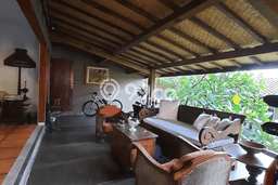 Rumah Elit Modern Tanpa Renovasi di Dago Pakar Bandung Rumah Elit Modern Tanpa Renovasi di Dago Pakar Bandung