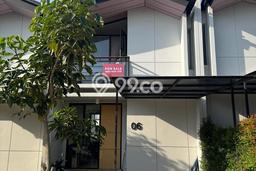 For Sale Rumah 3 Kamar Lokasi Strategis Nyaman dan Strategis di Lippo Cikarang For Sale Rumah 3 Kamar Lokasi Strategis Nyaman dan Strategis di Lippo Cikarang