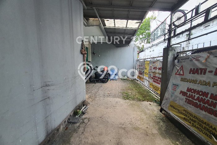 RARE UNIT! Rumah kawasan Ciateul, 3 KT, View Kota, Luas 100m2m² Bangunan 130m2m² RARE UNIT! Rumah kawasan Ciateul, 3 KT, View Kota, Luas 100m2m² Bangunan 130m2m²