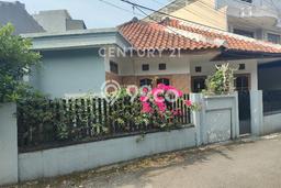 Disewakan! Rumah 3 Kamar Tidur &
2 Kamar Mandi di BKR, Bandung Disewakan! Rumah 3 Kamar Tidur &
2 Kamar Mandi di BKR, Bandung
