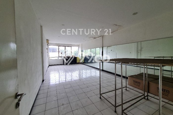 Ruko Disewa di Bandung dengan LB 220m2 Area Komersial Ramai Ruko Disewa di Bandung dengan LB 220m2 Area Komersial Ramai